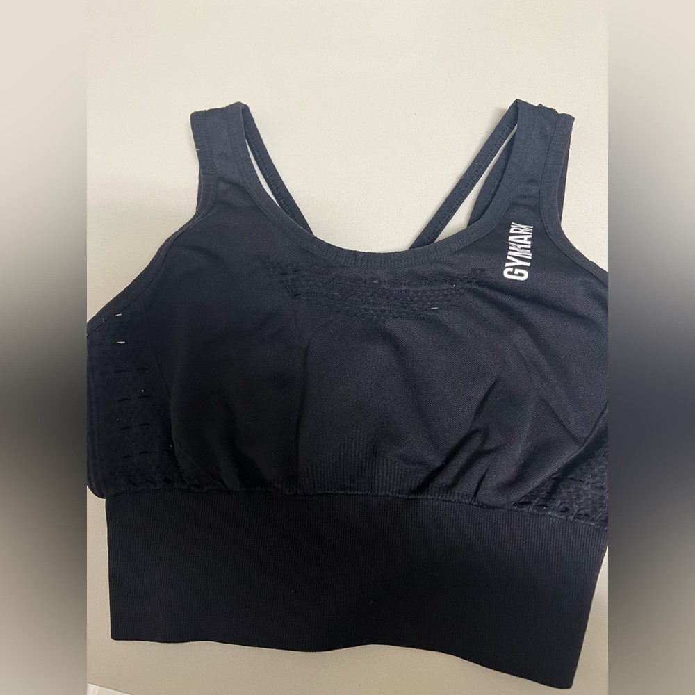 Gymshark sports bra - black -size  xs